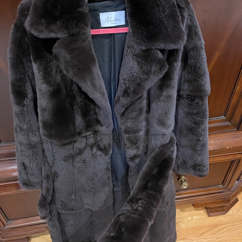 Brown fur coat - Picture 5 of 11